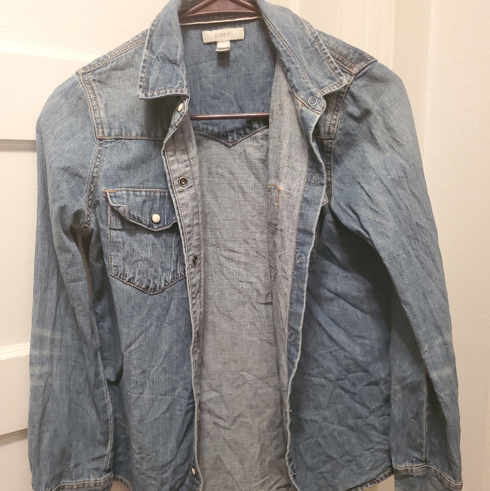 Western style snap up jean shirt
